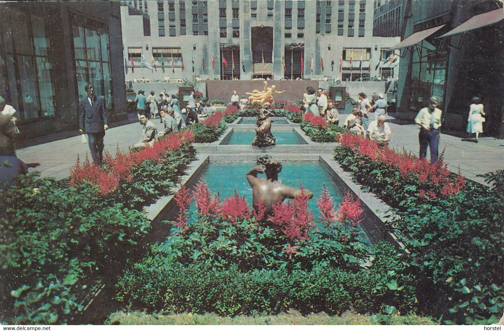 USA - New York - Garden Plaza Of Rockefeller Center - Piazze