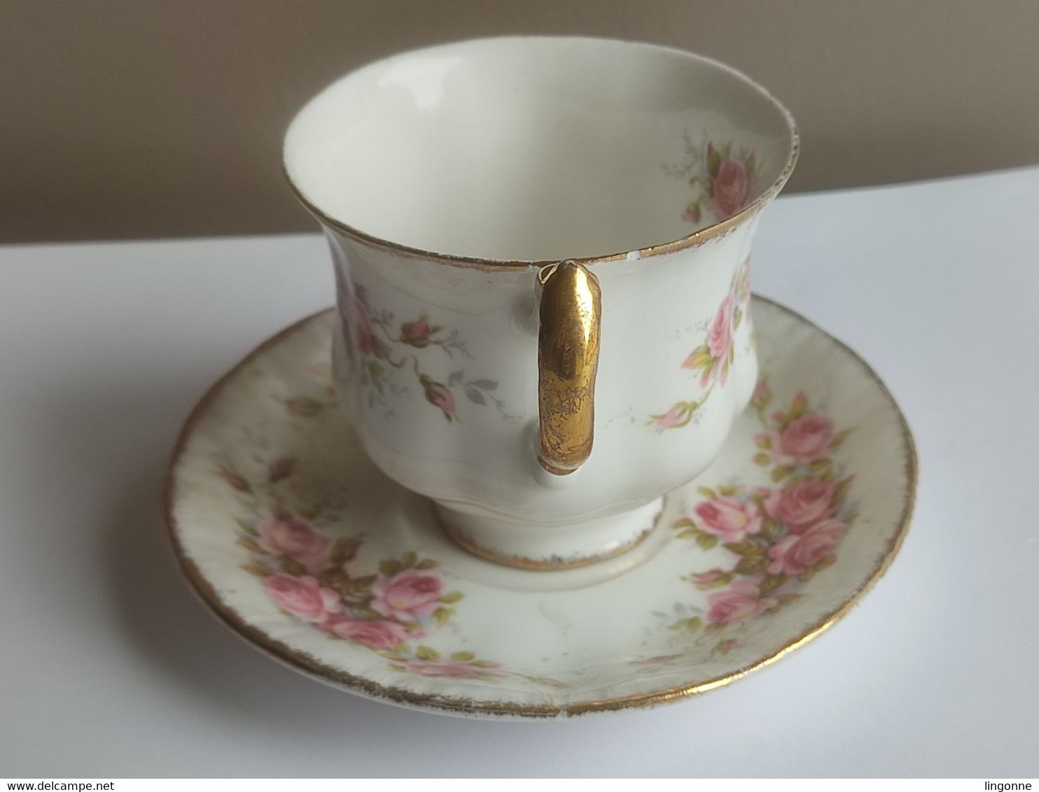 Tasse à Café Et Soucoupe Porcelaine Paragon Fine Bone China Made In Angleterre Elizabeth Rose Poids 189 Grammes - Cups