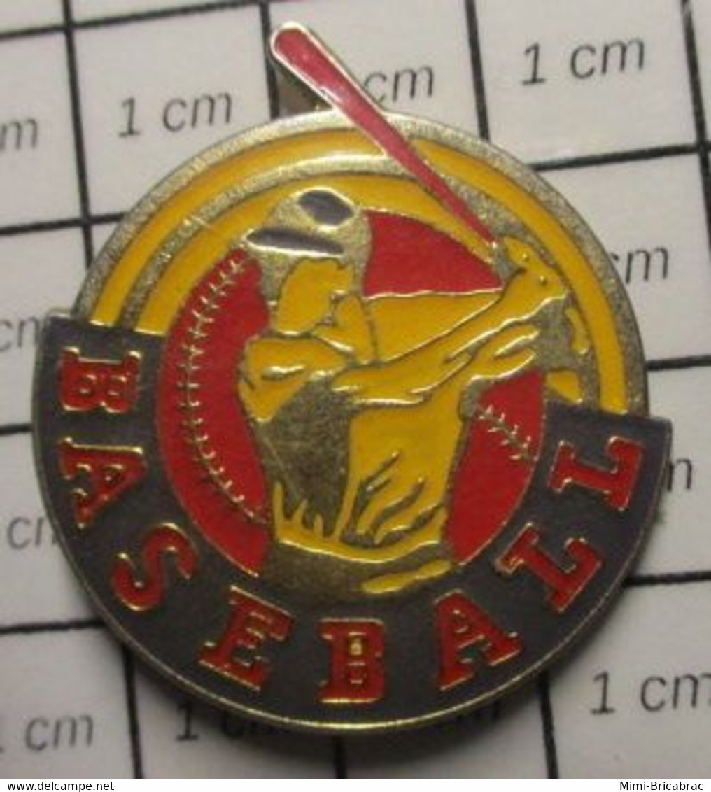 3317 Pin's Pins / Beau Et Rare / THEME : SPORTS / Grand Pin's BATTEUR DE BASE-BALL - Béisbol