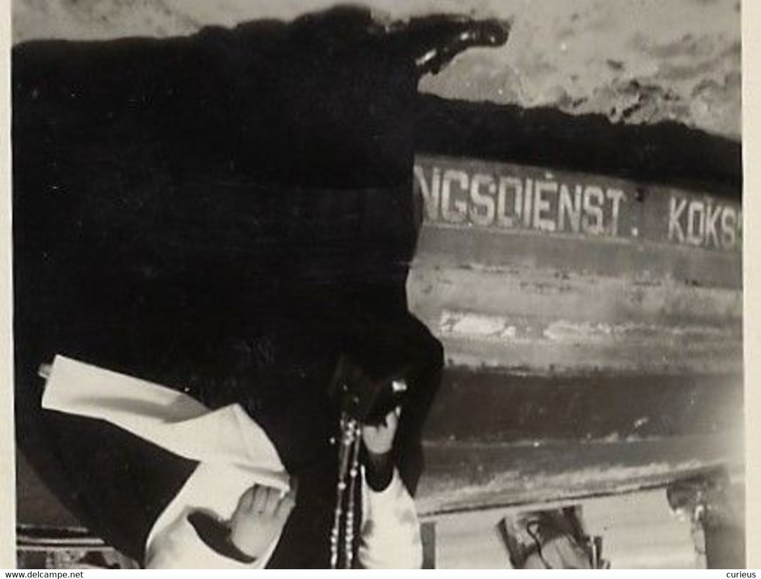 OUDE FOTO * NON * ZUSTER * KLOOSTERZUSTER * OP HET STRAND VAN KOKSIJDE * ZIE OPSCHRIFT BOOT * 2 SCANS - Luoghi