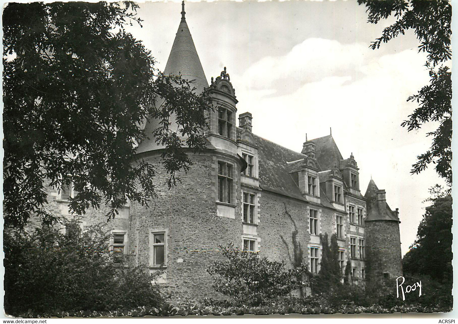 CHATEAUBRIANT  La Facade Exterieure Du Chateau Ref 1289 - Châteaubriant