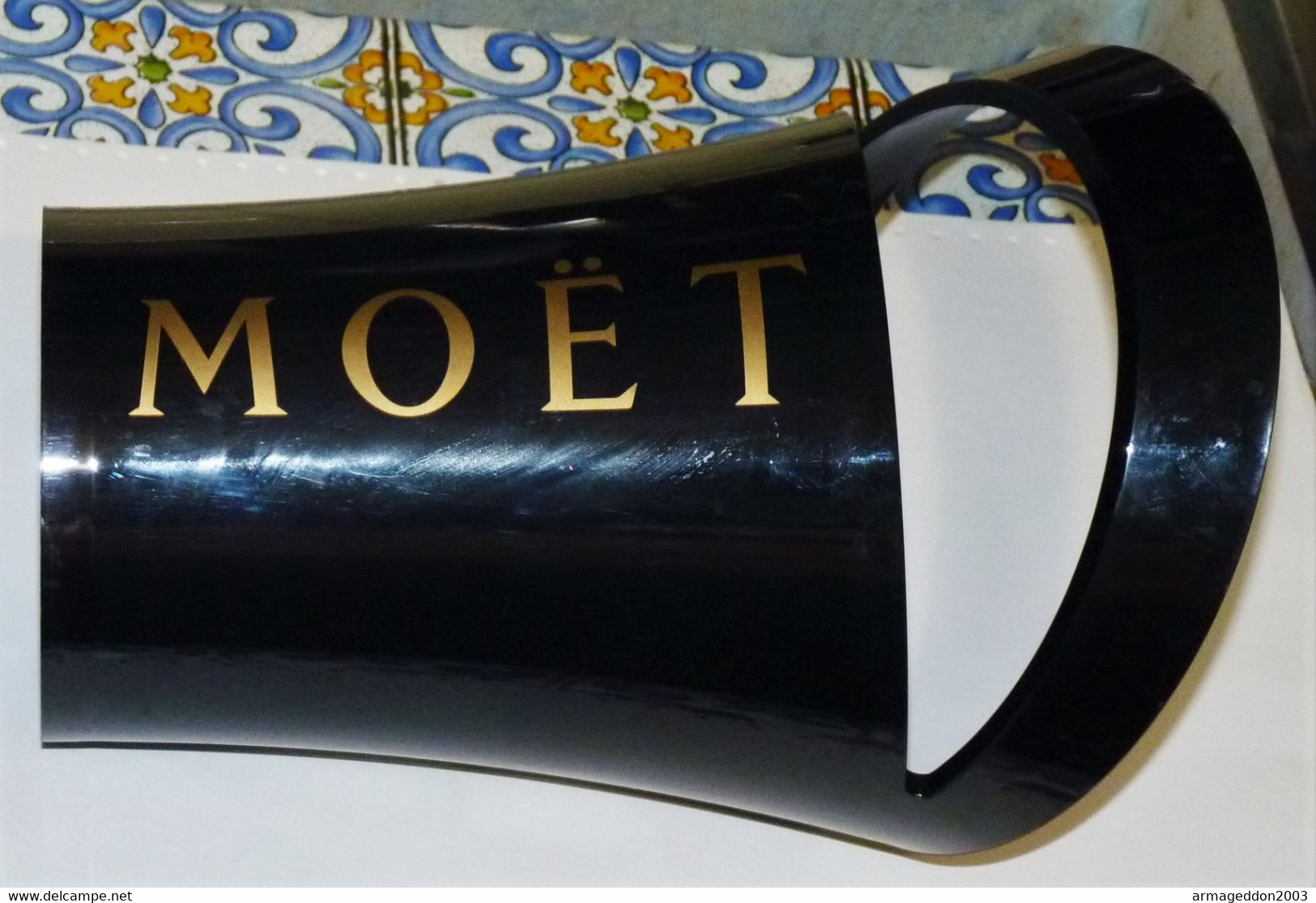 JOLI SEAU A CHAMPAGNE MOET & CHANDON Design JM GADY Champagne Bucket TBE - Champagne & Mousseux