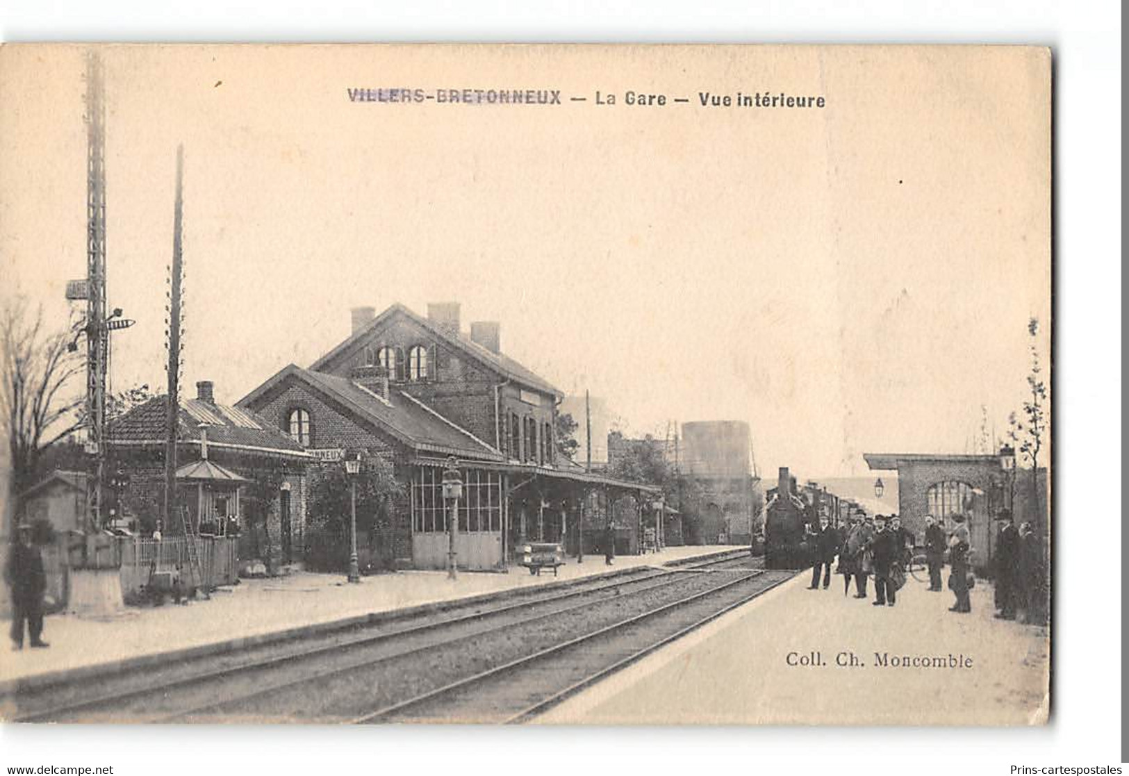 CPA 80 Villers Bretonneux La Gare Et Le Train - Villers Bretonneux