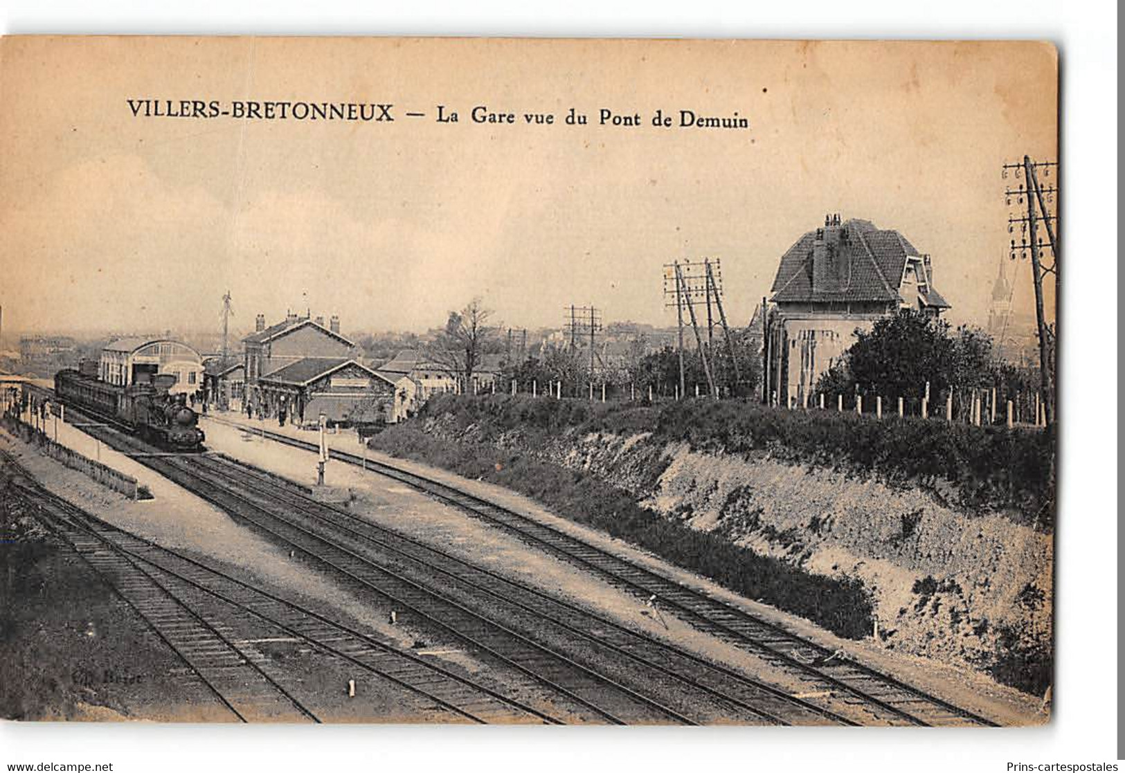 CPA 80 Villers Bretonneux La Gare Et Le Train - Villers Bretonneux