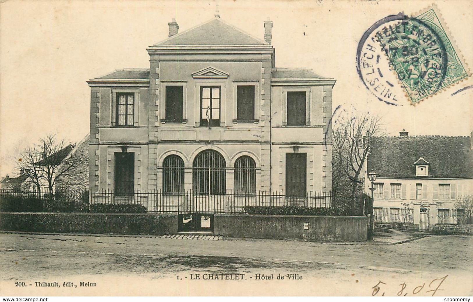 CPA Le Châtelet-Hôtel De Ville-Timbre          L1592 - Le Chatelet En Brie