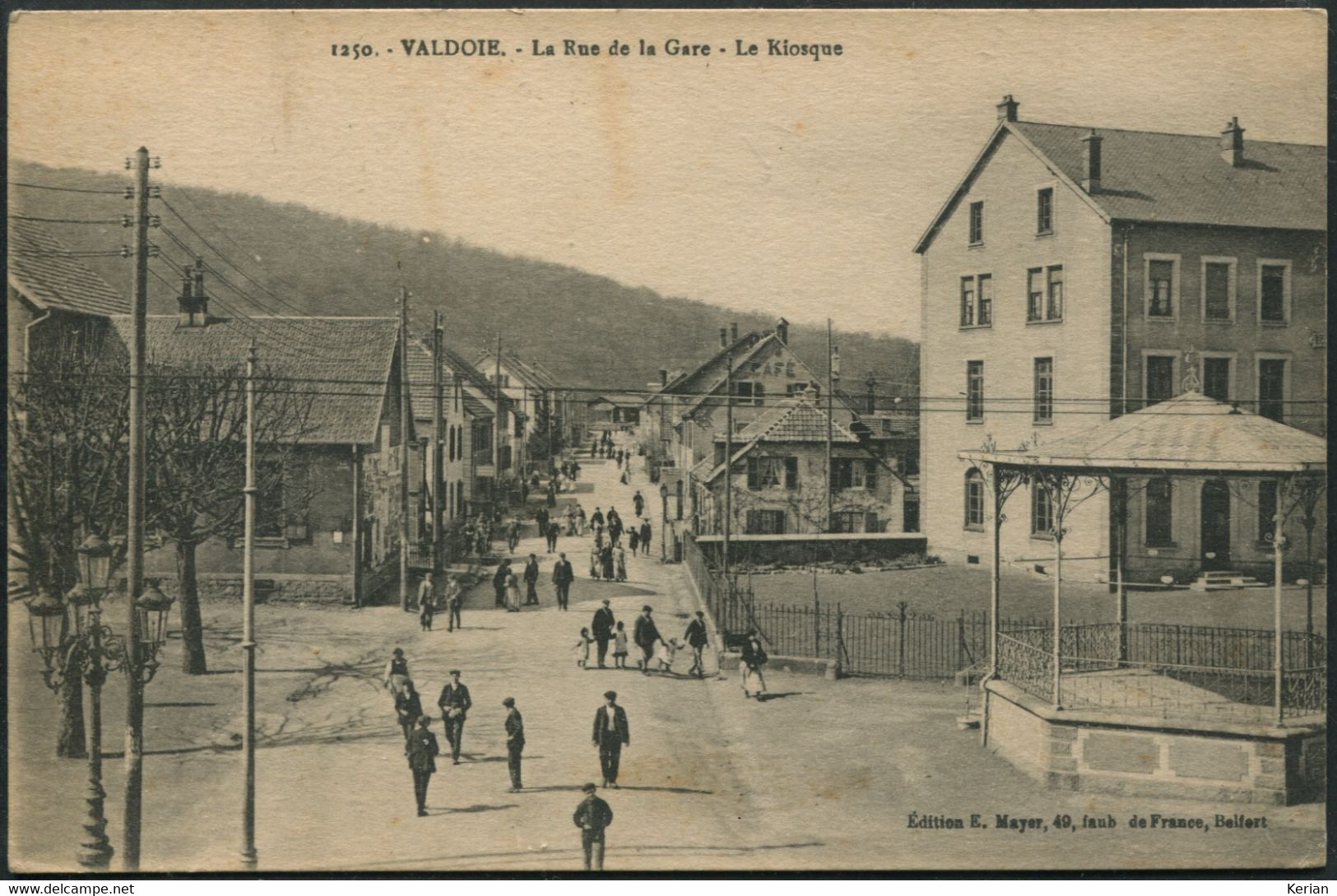 Valdoie - La Rue De La Gare - Le Kiosque - N°1250 Edit. E. Mayer - Voir 2 Scans Larges - Valdoie