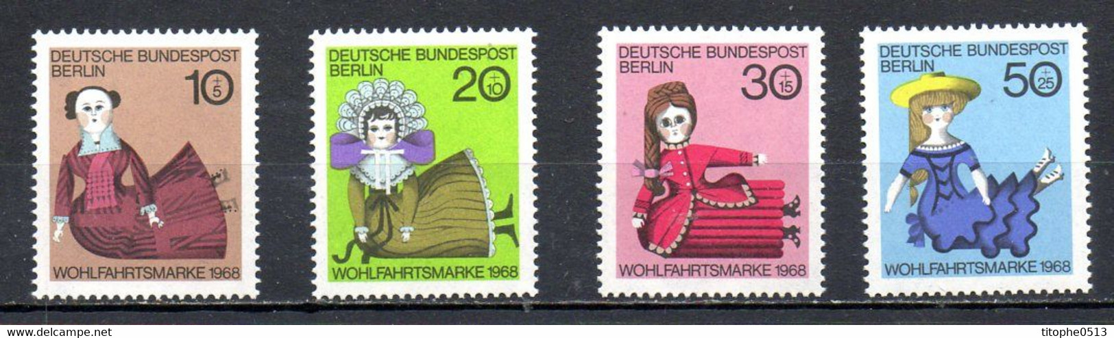 ALLEMAGNE BERLIN. N°297-300 De 1968. Poupées De Nuremberg. - Muñecas