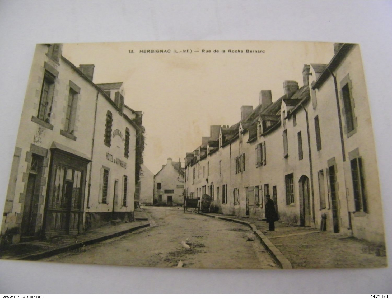 CPA - Herbignac (44) - Rue De La Roche Bernard - Hôtel Des Voyageurs Bourigault - 1923 - SUP - (GJ  79) - Herbignac