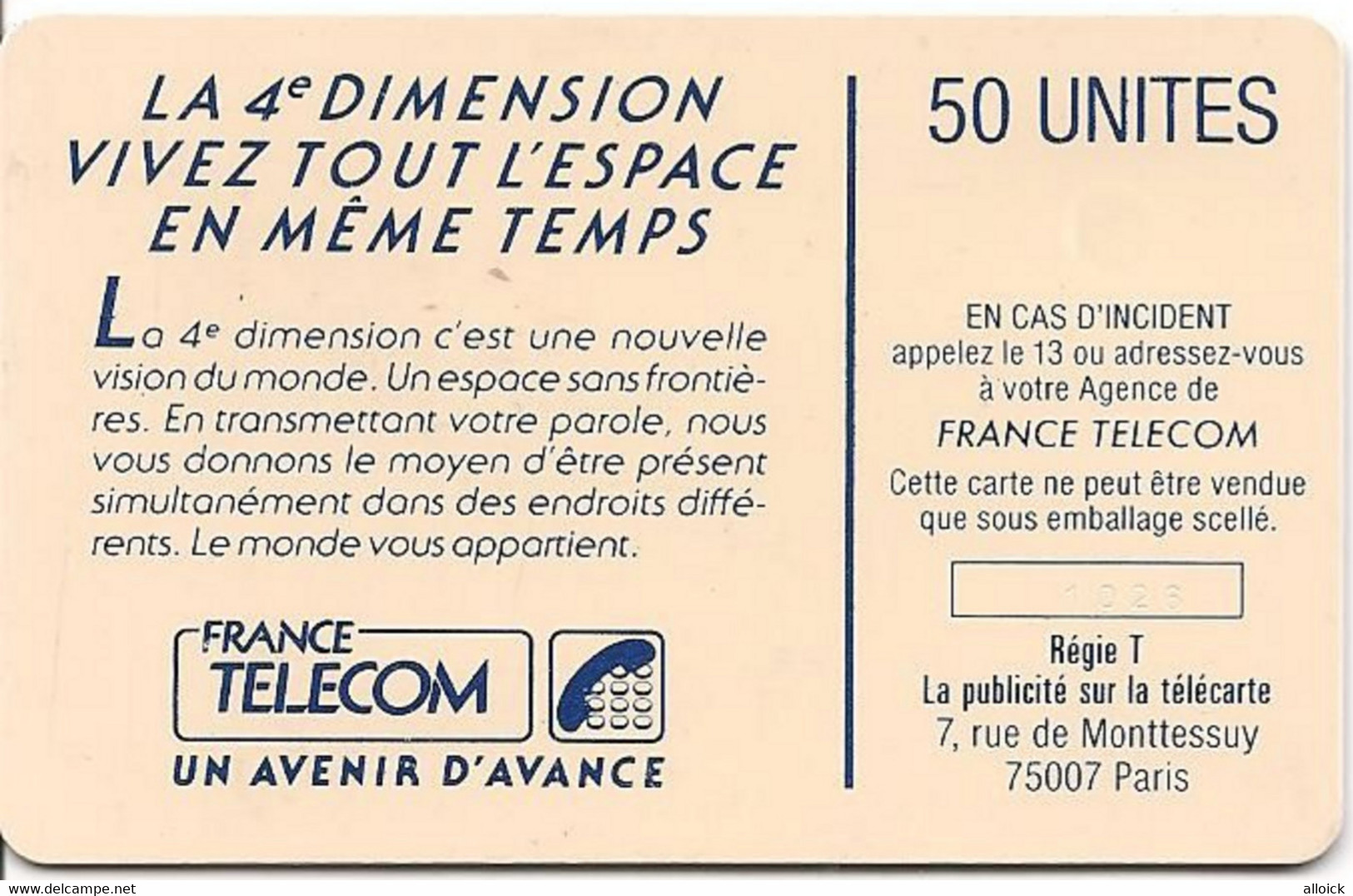 F36-  Utilisée  TTB/TB   -  LA 4e DIMENSION  FEMMES  -     Voir Annonce Et Scans  !!! - 1988