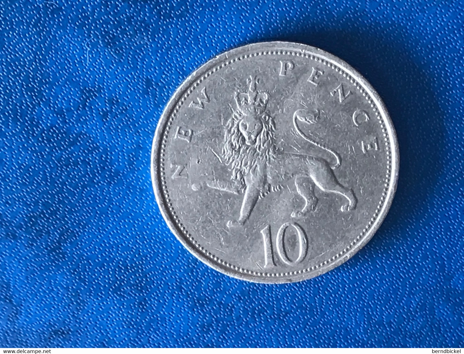 Münze Münzen Umlaufmünze Großbritannien 10 New Pence 1974 - 10 Pence & 10 New Pence