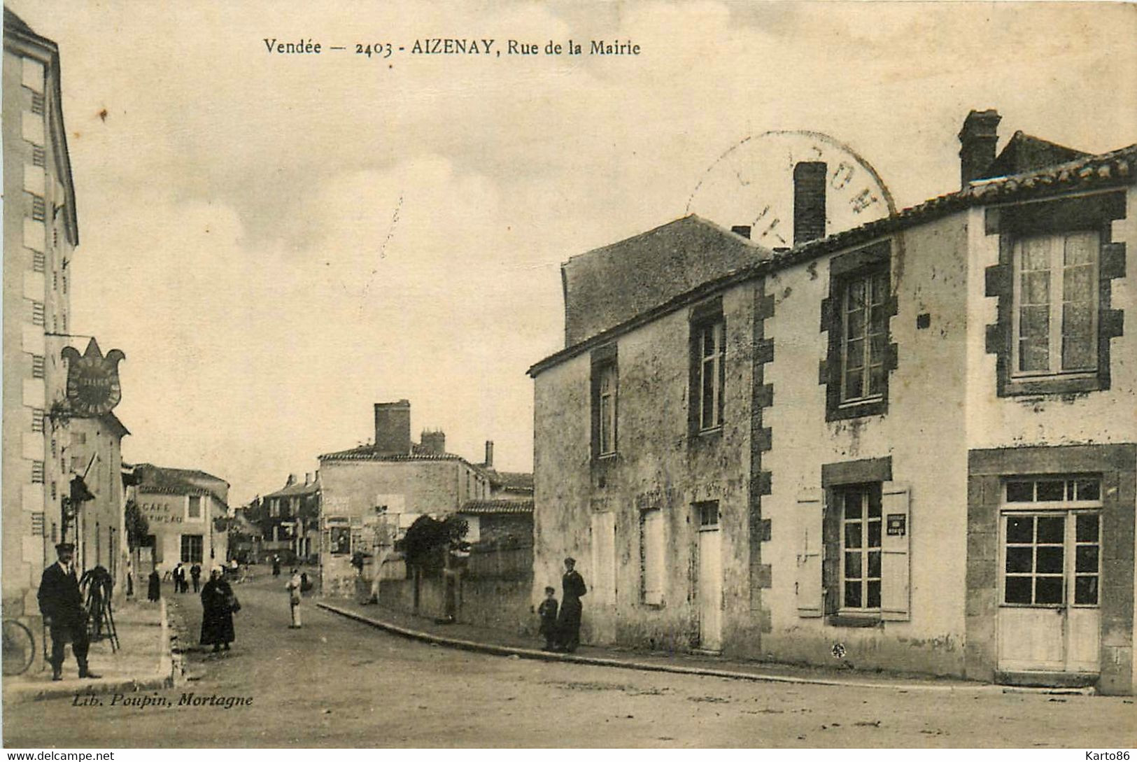 Aizenay * La Rue De La Mairie * Café - Aizenay