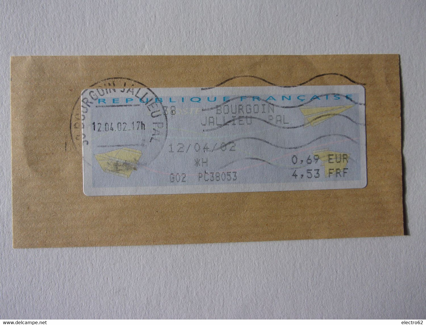 France Vignette BOURGOIN JALLIEU PAL 12/04/2002  Avion En Papier Paper Plane - 2000 « Avions En Papier »