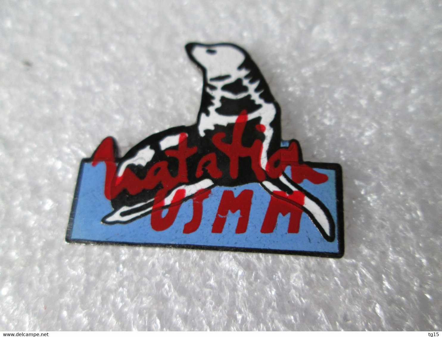 PIN'S    SPORT  NATATION   U S M M    ANIMAUX  OTARIE   Email Grand Feu - Swimming