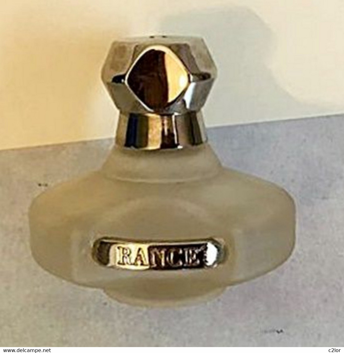 Rare Flacon Vaporisateur  " Rancé "  Verre Givré Eau De Parfum  50 Ml VIDE Pour Collection Ou Décoration - Flacons (vides)