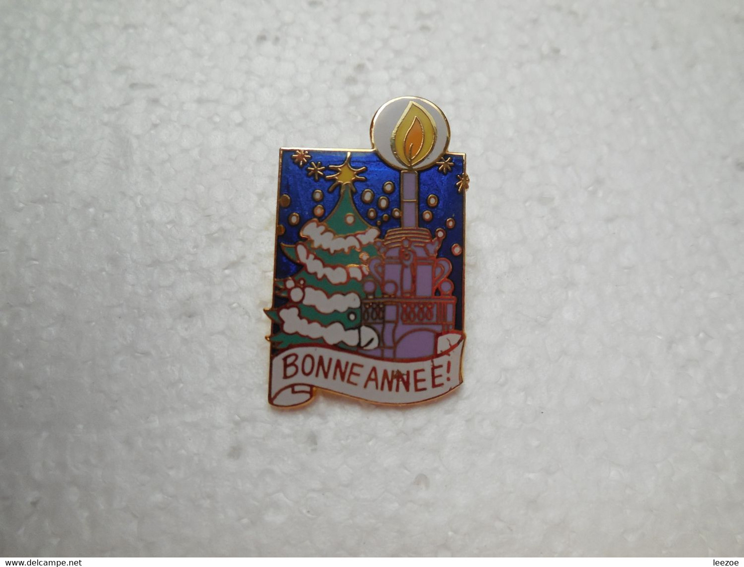 Pin's Noël, Bonne Année, Dos Doré Safe Liège, Rare........BT27 - Noël