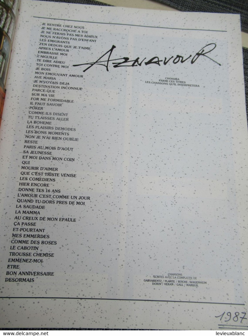 Plaquette de présentation de Tournée/Charles Aznavour/"AZNAVOUR"/Léon Sayan/1987         PROG302