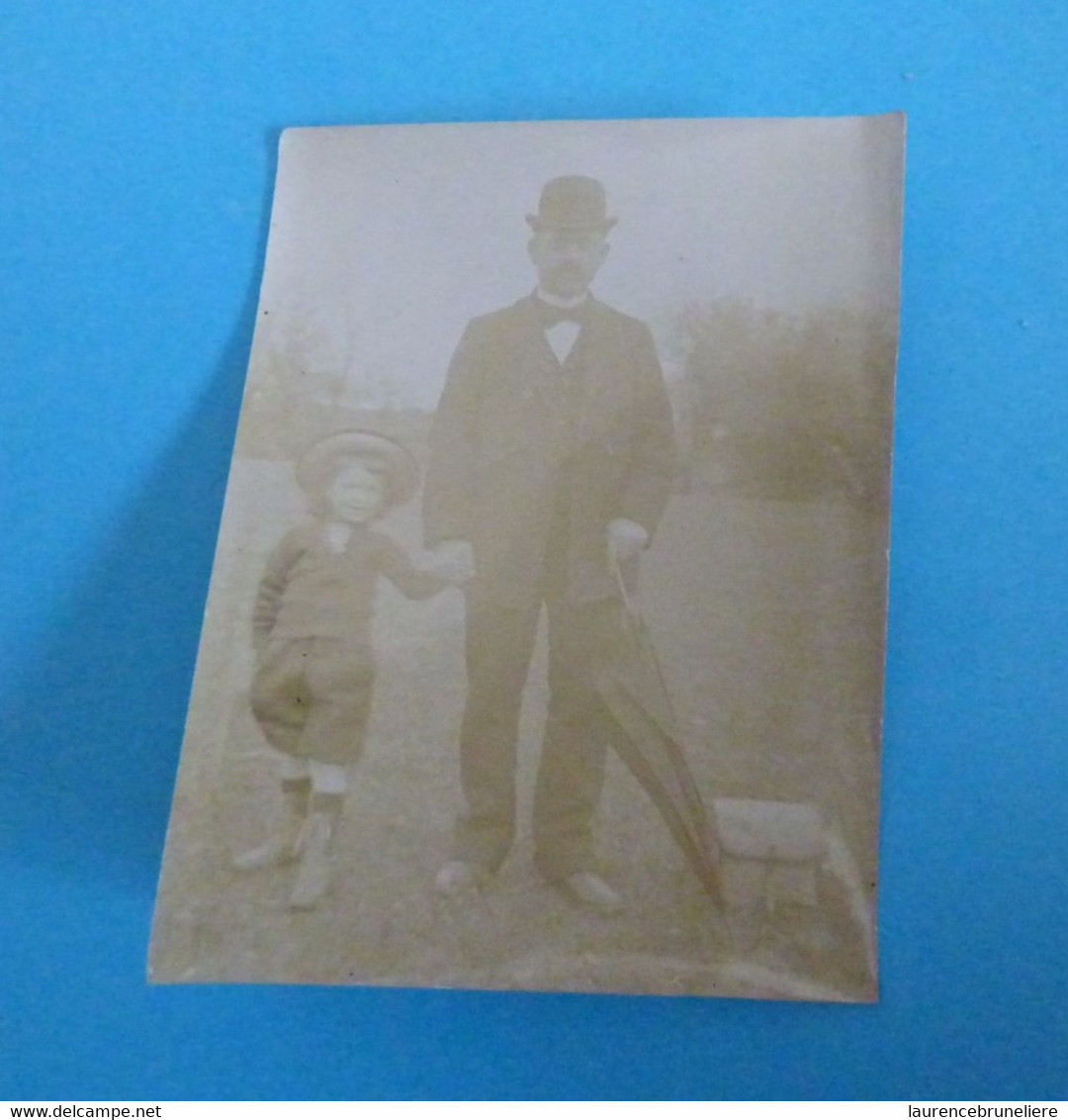 PHOTO ALBUMINEE - 44 SAINT-NAZAIRE -  VILLES MARTIN 1903 -  FAMILLE LAUNAY ANDRE ET SON PERE - Places