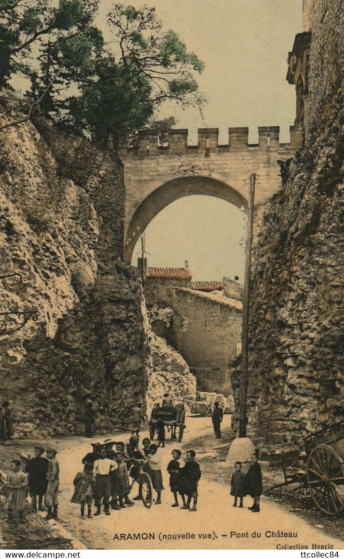 CPA-30-ARAMON-Pont Du Château-Animée - Aramon