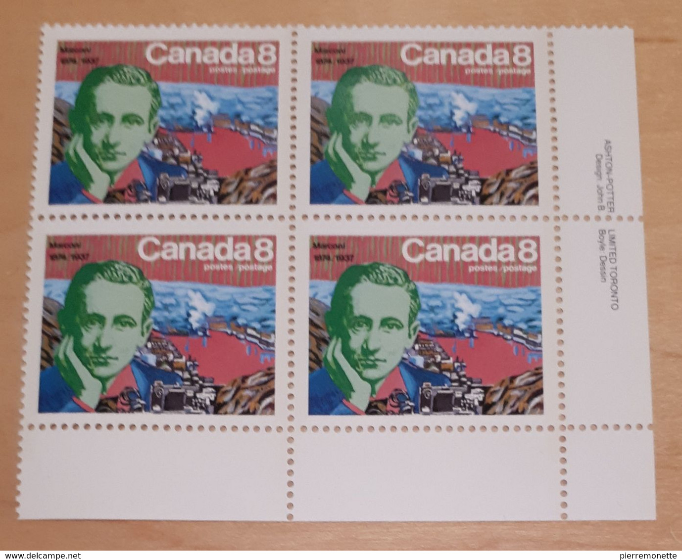 Canada 1974 654 Marconi Bloc De Coin BR - Blocks & Sheetlets