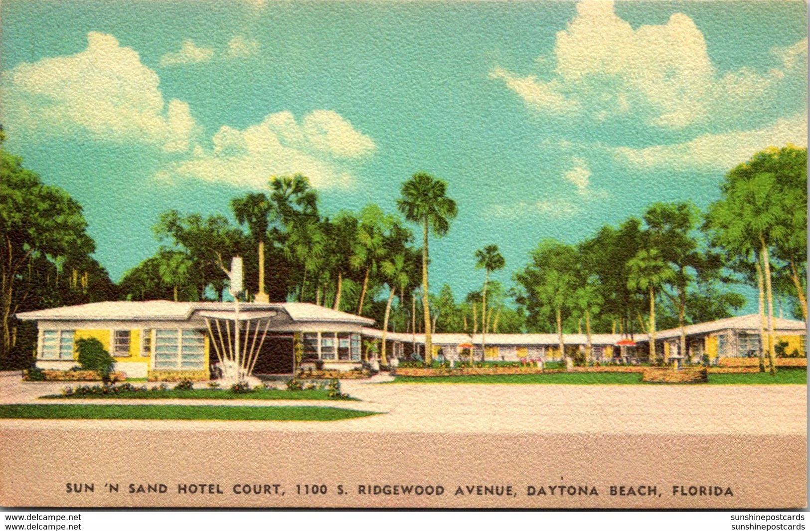 Florida Daytona Beach Sun 'N Sand Hotel Court - Daytona