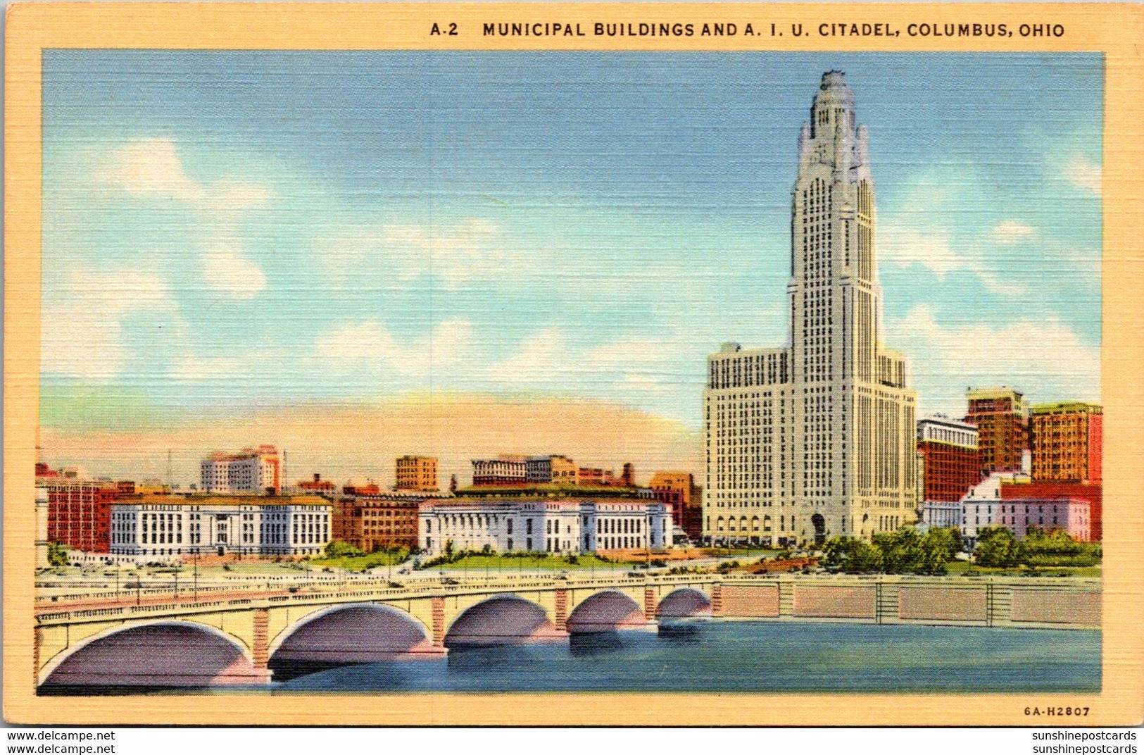 Ohio Columbus Municipal Buildings And A I U Citadel 1946 Curteich - Columbus