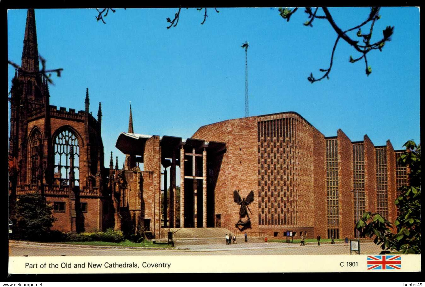 Coventry Part Of The Old And New Cathedrals 1987 Dennis - Coventry