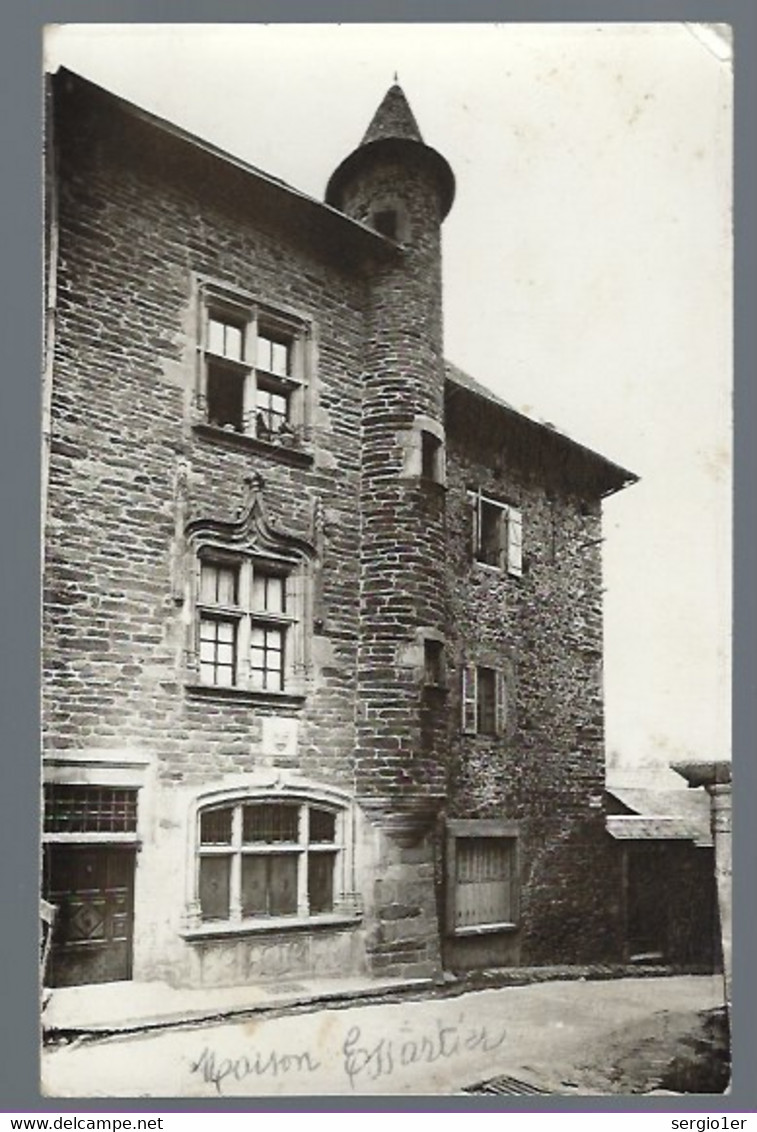 CPA  Correze 19  Uzerche Maison Eyssartier Monument Historique - Uzerche