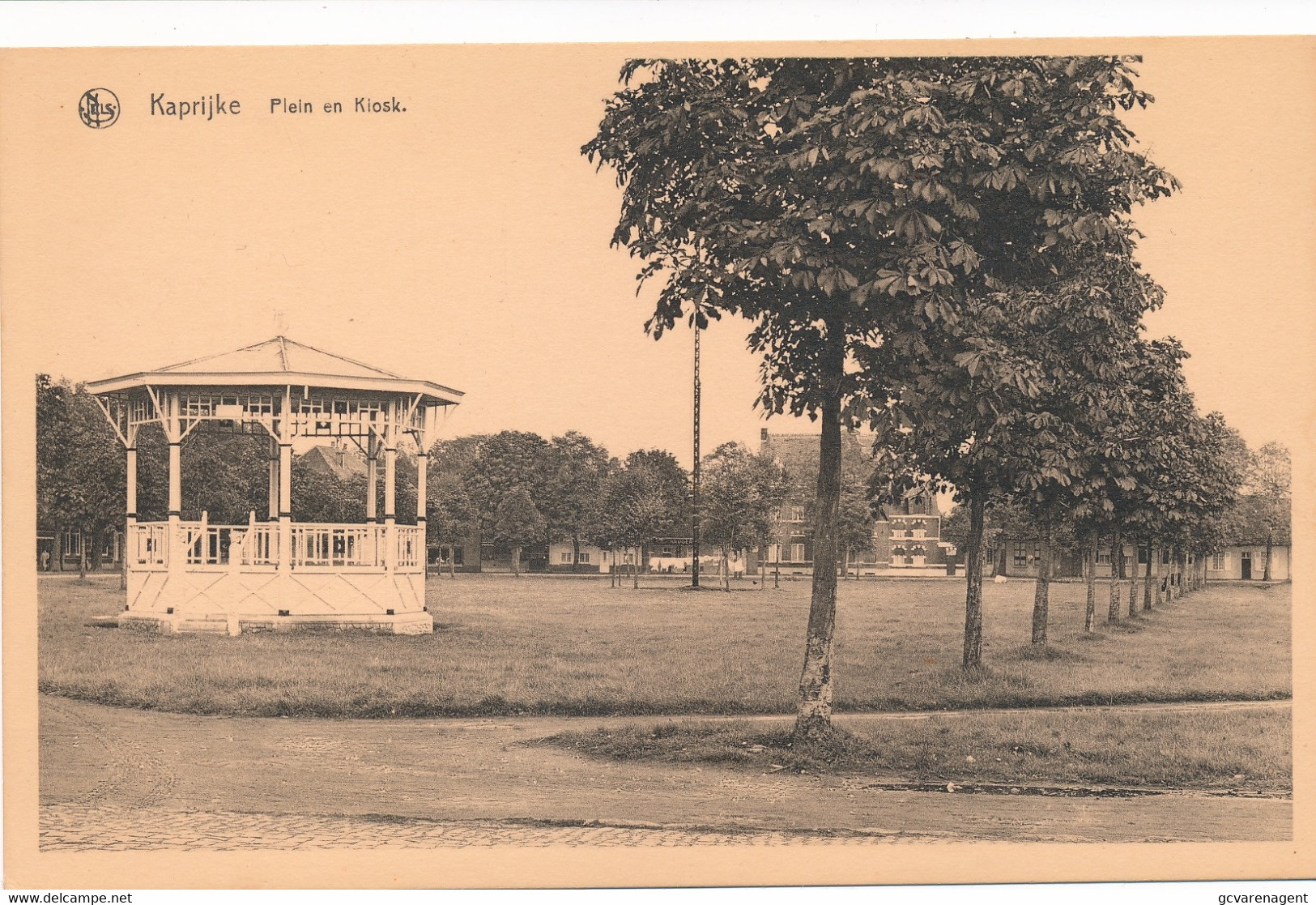 KAPRIJKE   PLEIN EN KIOSK   2 SCANS - Kaprijke