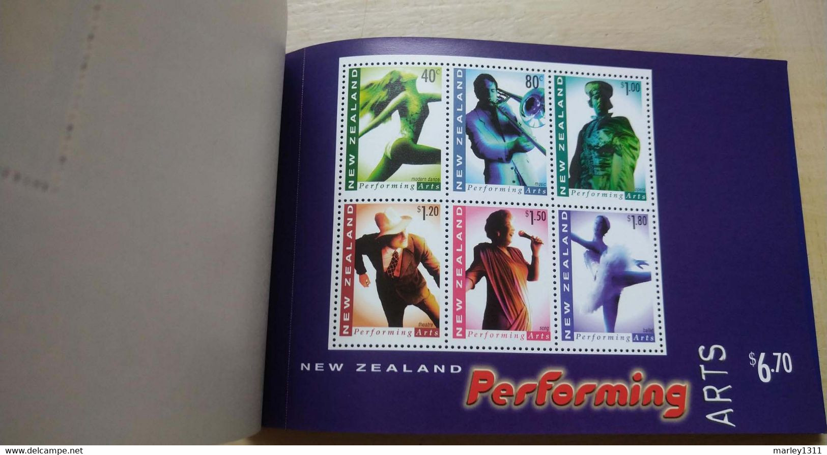 NOUVELLE - ZÉLANDE (1998) stamps booklet N°YT 1584 NEw Zealand performing arts
