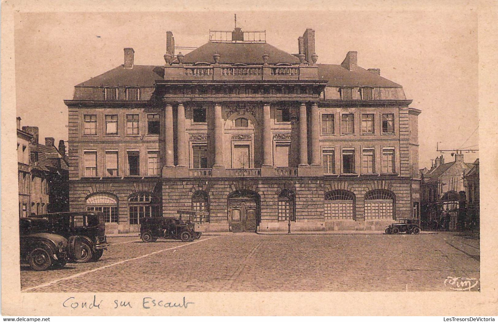 CPA Condé Sur Escaut - L'hotel De Ville - Voitures Anciennes - Conde Sur Escaut