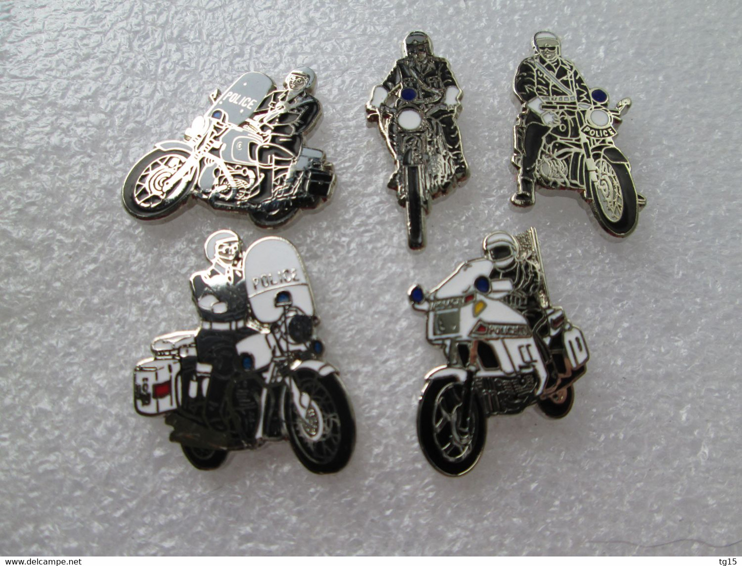 PIN'S    LOT 5 MOTO BMW POLICE  Email Grand Feu - Andere & Zonder Classificatie