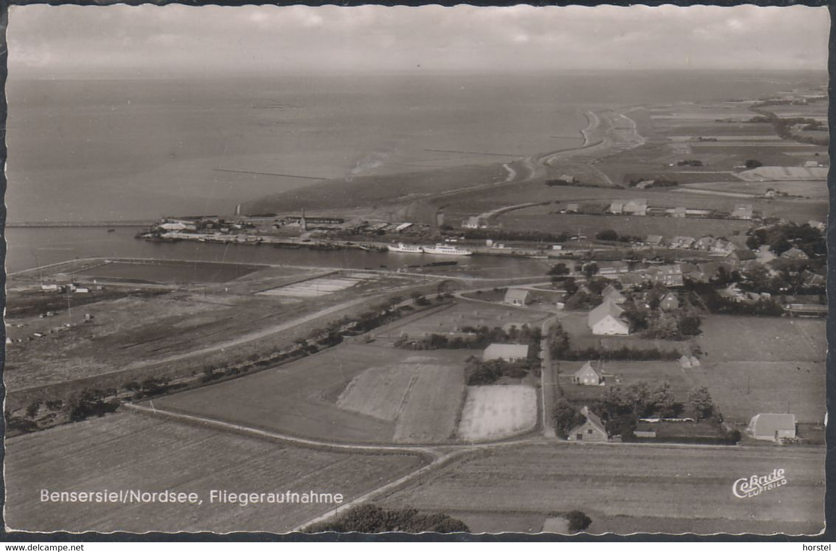 D-26427 Esens - Bensersiel - Hafen - Dampfer - Cekade Fliegeraufnahme - Aerial View - Stamp 1961 - Esens