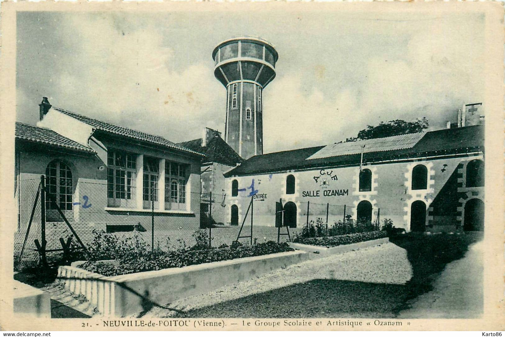 Neuville De Poitou * Le Groupe Scolaire Et Artistique Ozanam * école * Château D'eau - Neuville En Poitou