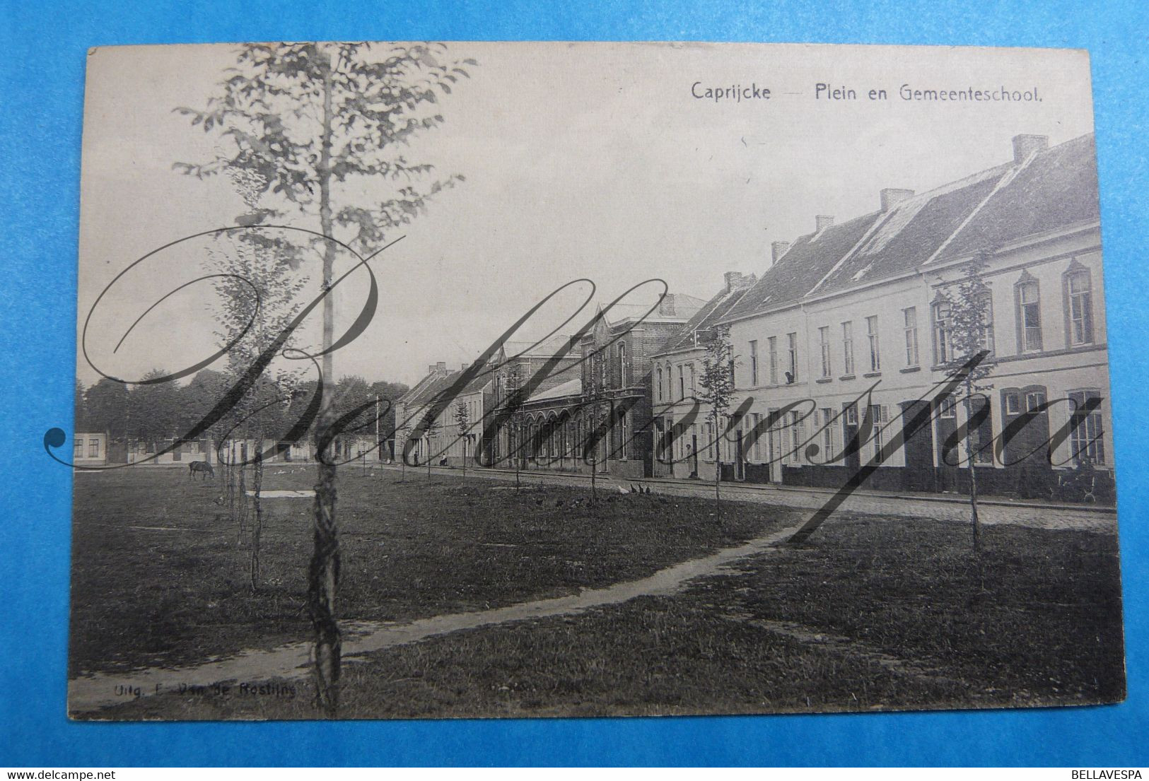 Kaprijke  Plein En Gemeenteschool_1923 - Kaprijke
