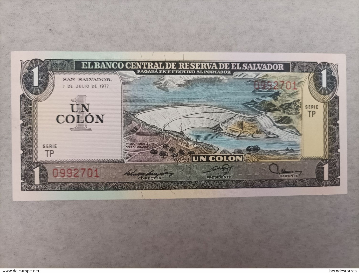 Billete De El Salvador De 1 Colon, Año 1977, Nº Bajo 0992701, UNC - El Salvador