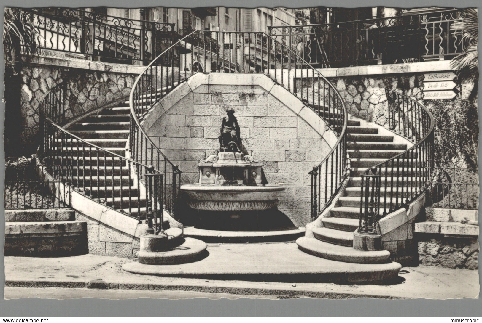 CPSM 06 - Grasse - Escalier Du Thouron - Grasse