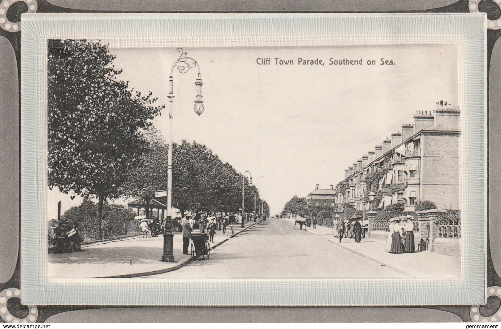 SOUTHEND ON SEA - CLIFF TOWN PARADE - Southend, Westcliff & Leigh