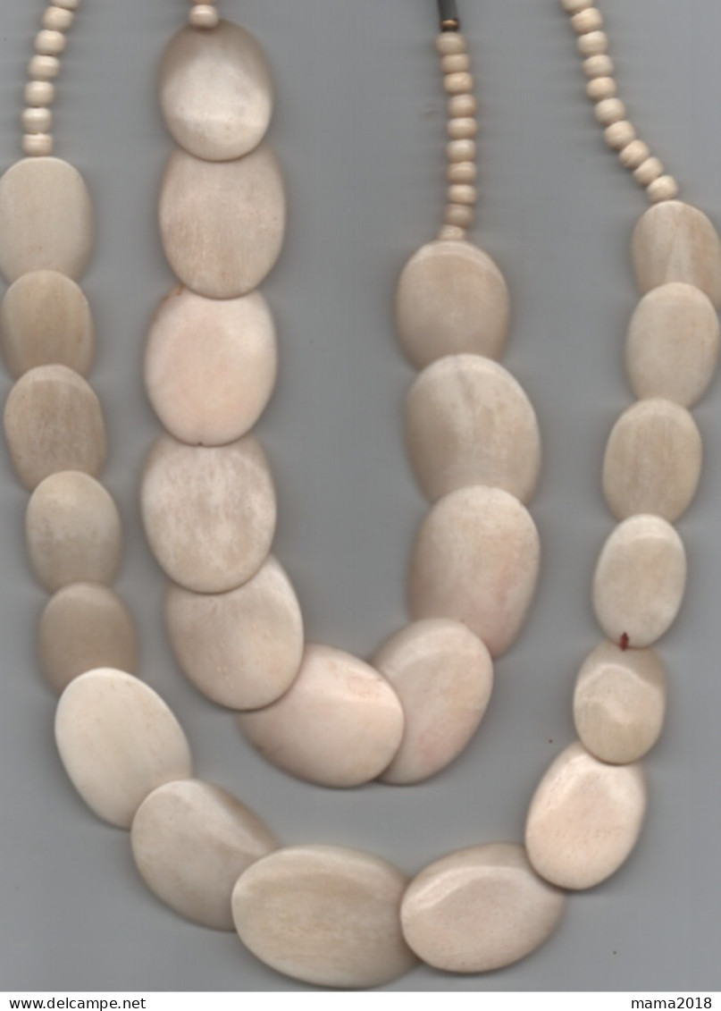 Lot  2 Colliers Ivoire   42 Cm  Et 60 Cm  Années 30 _ 40 - Necklaces/Chains