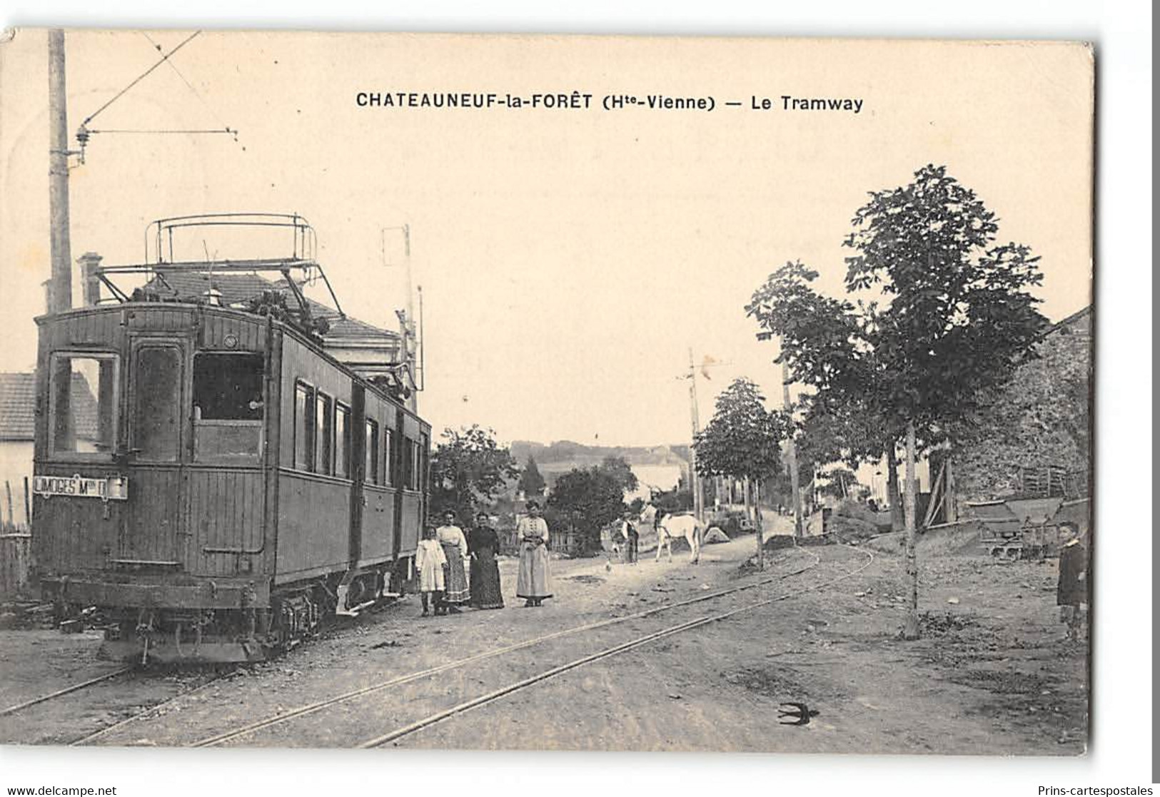 CPA 87 Chateauneuf La Foret Le Tramway Train - Chateauneuf La Foret