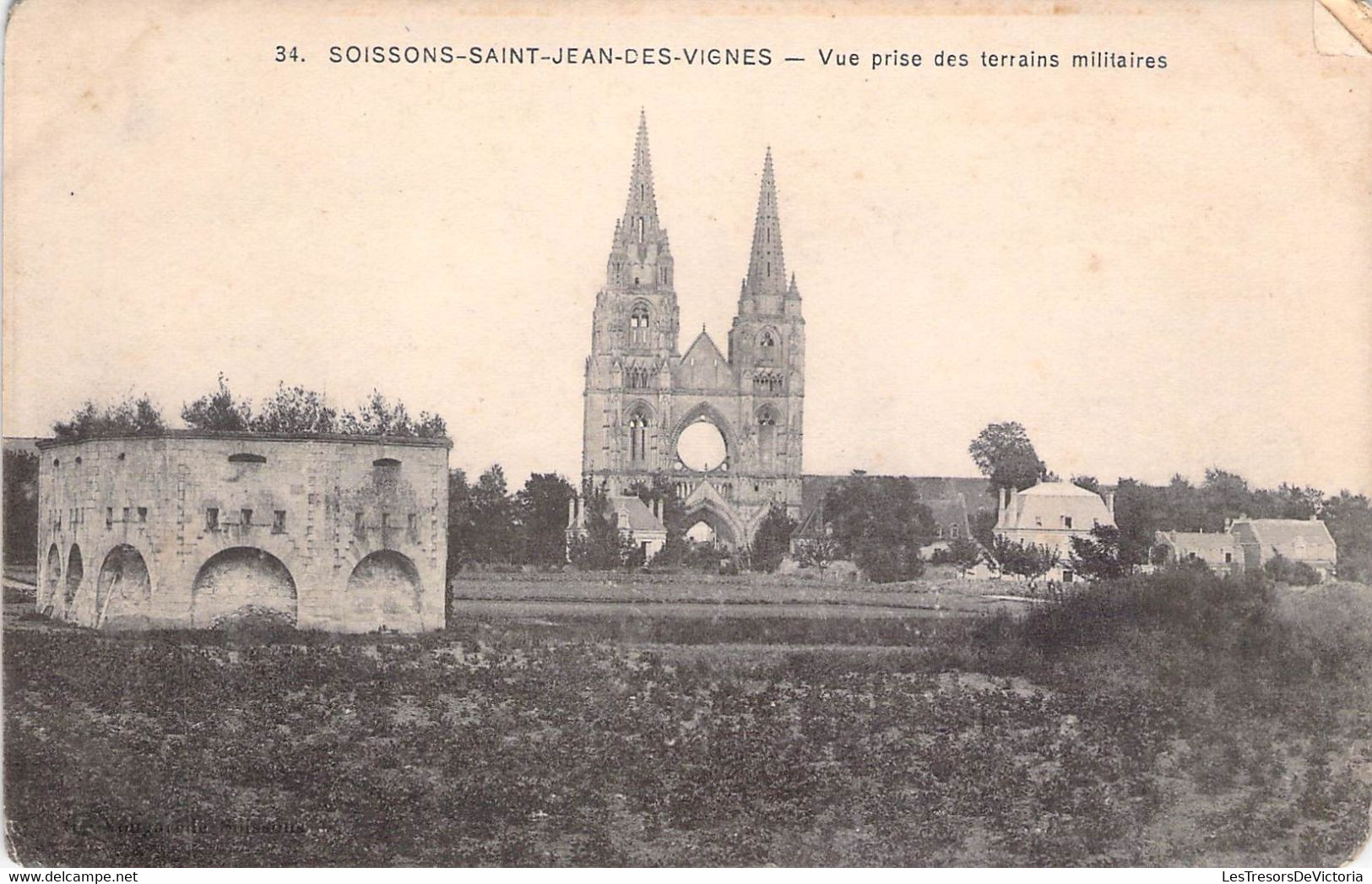 CPA Soissons - Saint Jean Des Vignes Vue Prise Des Terrains Militaires - Soissons