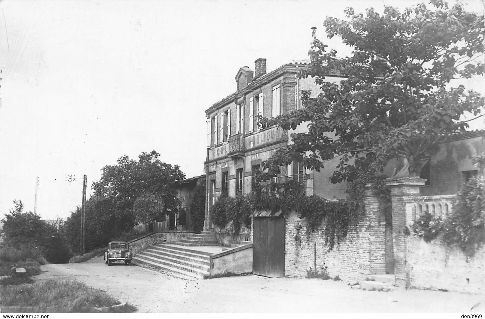 POUVOURVILLE (Haute-Garonne) Par Toulouse - L'école Publique - Andere & Zonder Classificatie