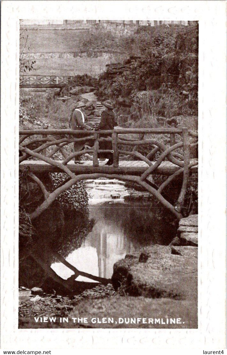 (1 G 1) UK Scotland - (old Postcard) - Dunfermlime Glen & Bridge - Fife