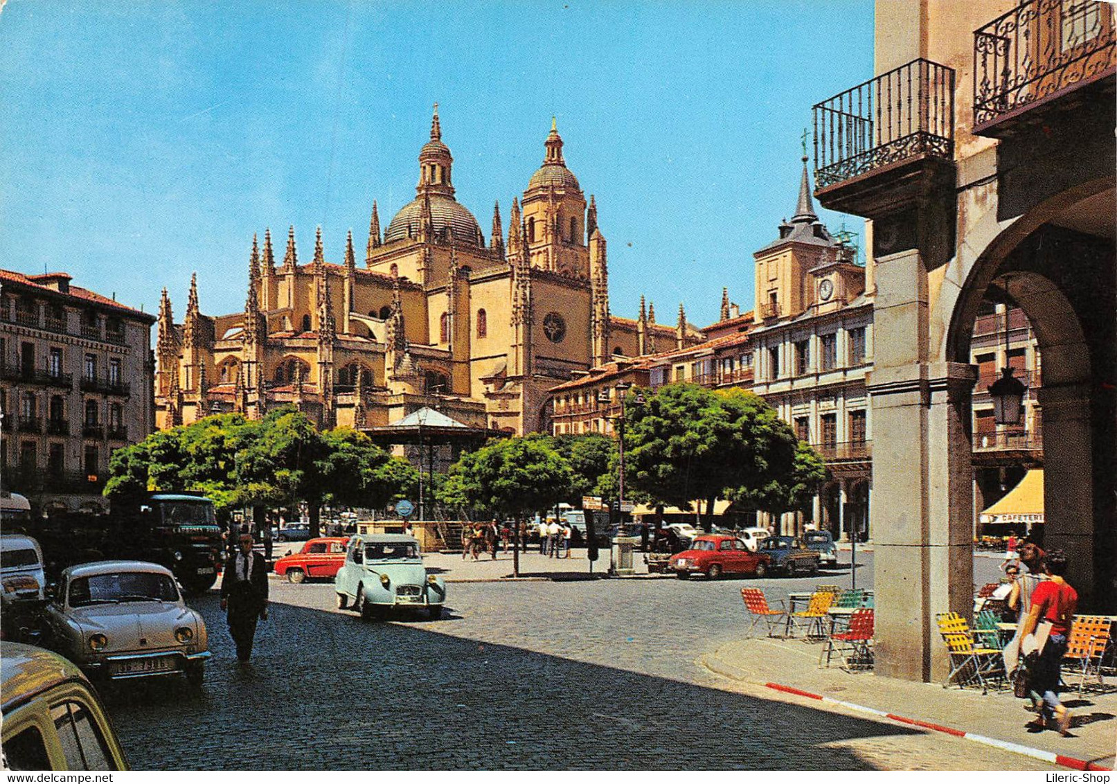 España -  SEGOVIA Plaza Del General Franco Y Catedral -  Automóviles 2 CV Dauphine( ͡♥ ͜ʖ ͡♥) ♥ - Segovia