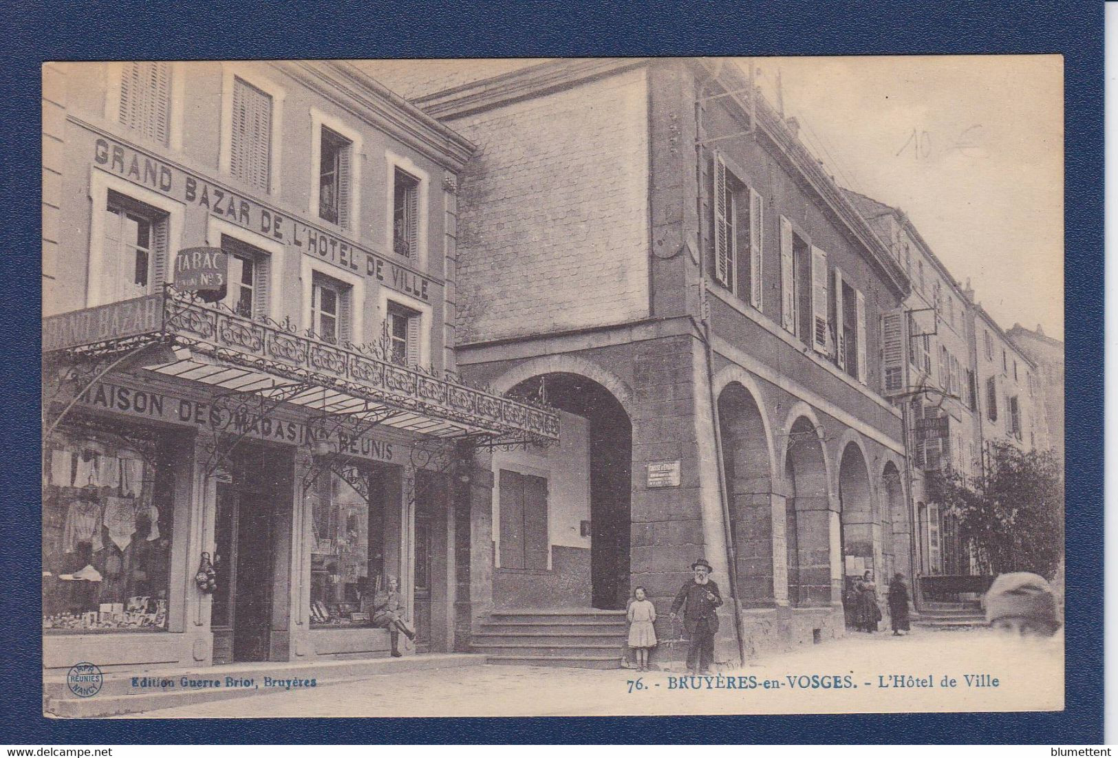 CPA [88] Vosges > Bruyeres Commerce Shop Devanture Magasin écrite Bazar - Bruyeres