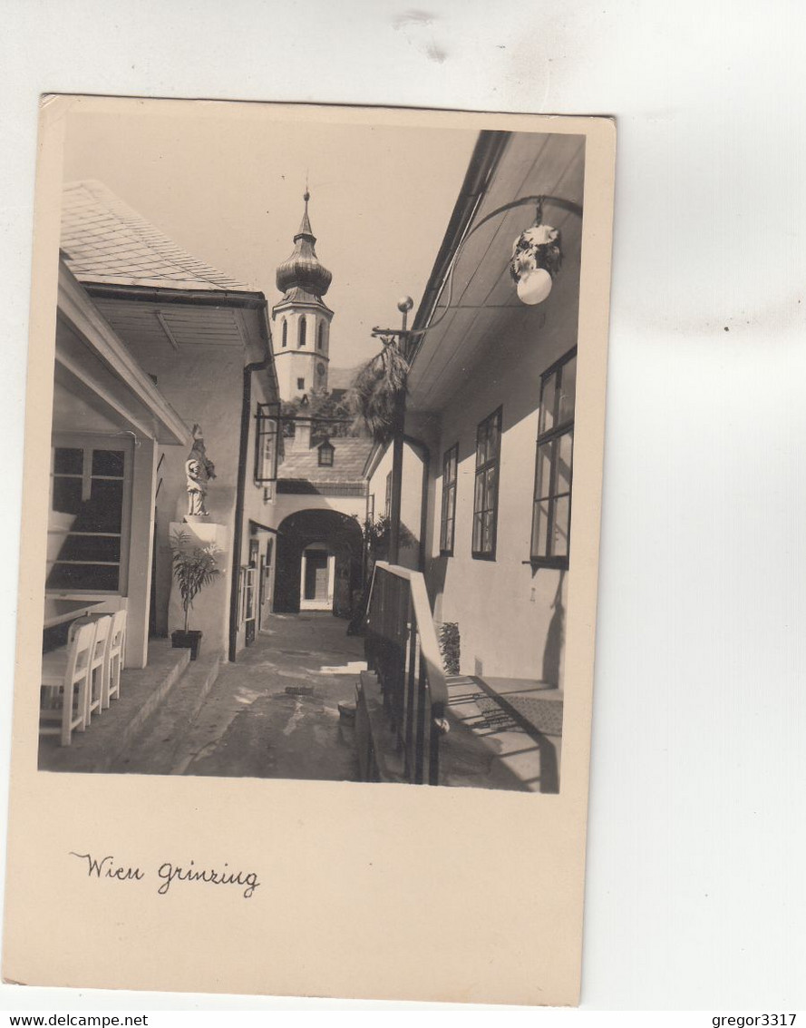B2831) WIEN GRINZING - Tolle Alte Hofansicht Mit Blick Auf Kirchturm ALT ! 1943 - Grinzing