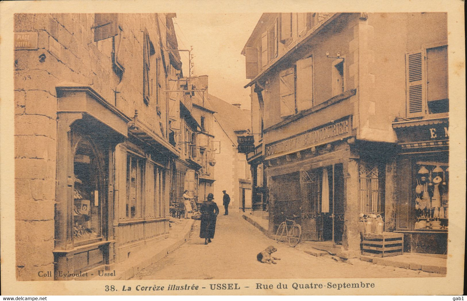 19 --- Ussel -- Rue Du Quatre Septembre - Ussel