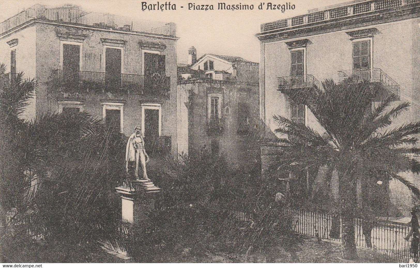 Barletta -  Piazza Massimo D'Azeglio - Barletta