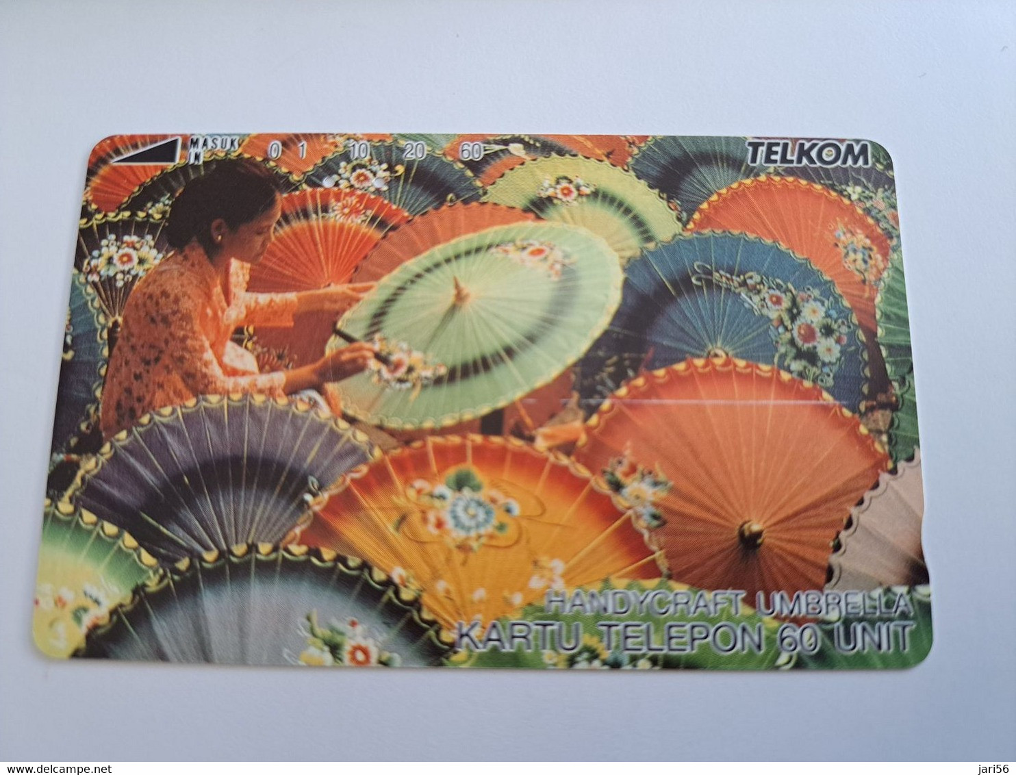 INDONESIA MAGNETIC/TAMURA  60  UNITS / UMBRELLAS PAINTING          MAGNETIC   CARD    **9847** - Indonesia