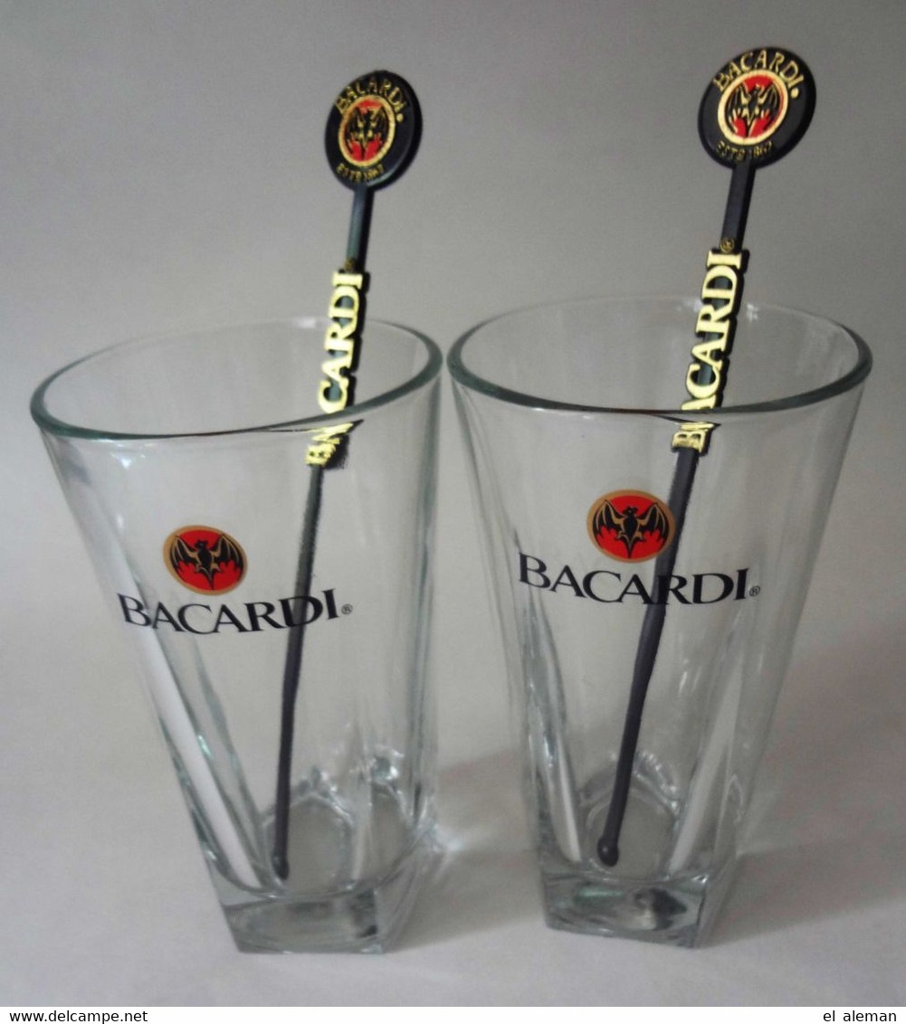 Bacardi-Cocktailgläser 2 Stück, Longdrinkgläser, 2 Bacardi Stirrer,1 Bacardi Schlüsselband, Neu - Alcools