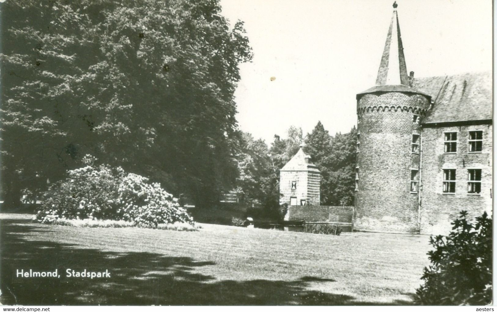 Helmond 1962; Stadspark (met Deels Het Kasteel) - Gelopen. (J.S.A.) - Helmond